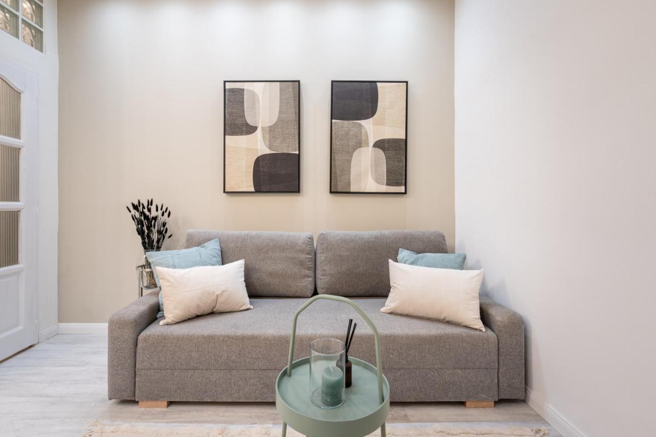 Kl31 - Urban Escape - Prime Location - Klauzal Square By Bqa Appartement Boedapest Buitenkant foto