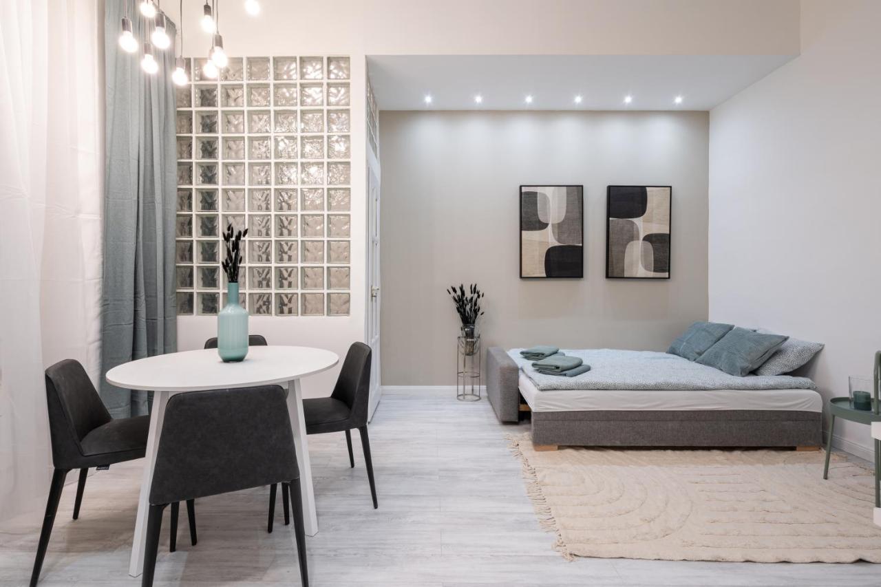 Kl31 - Urban Escape - Prime Location - Klauzal Square By Bqa Appartement Boedapest Buitenkant foto