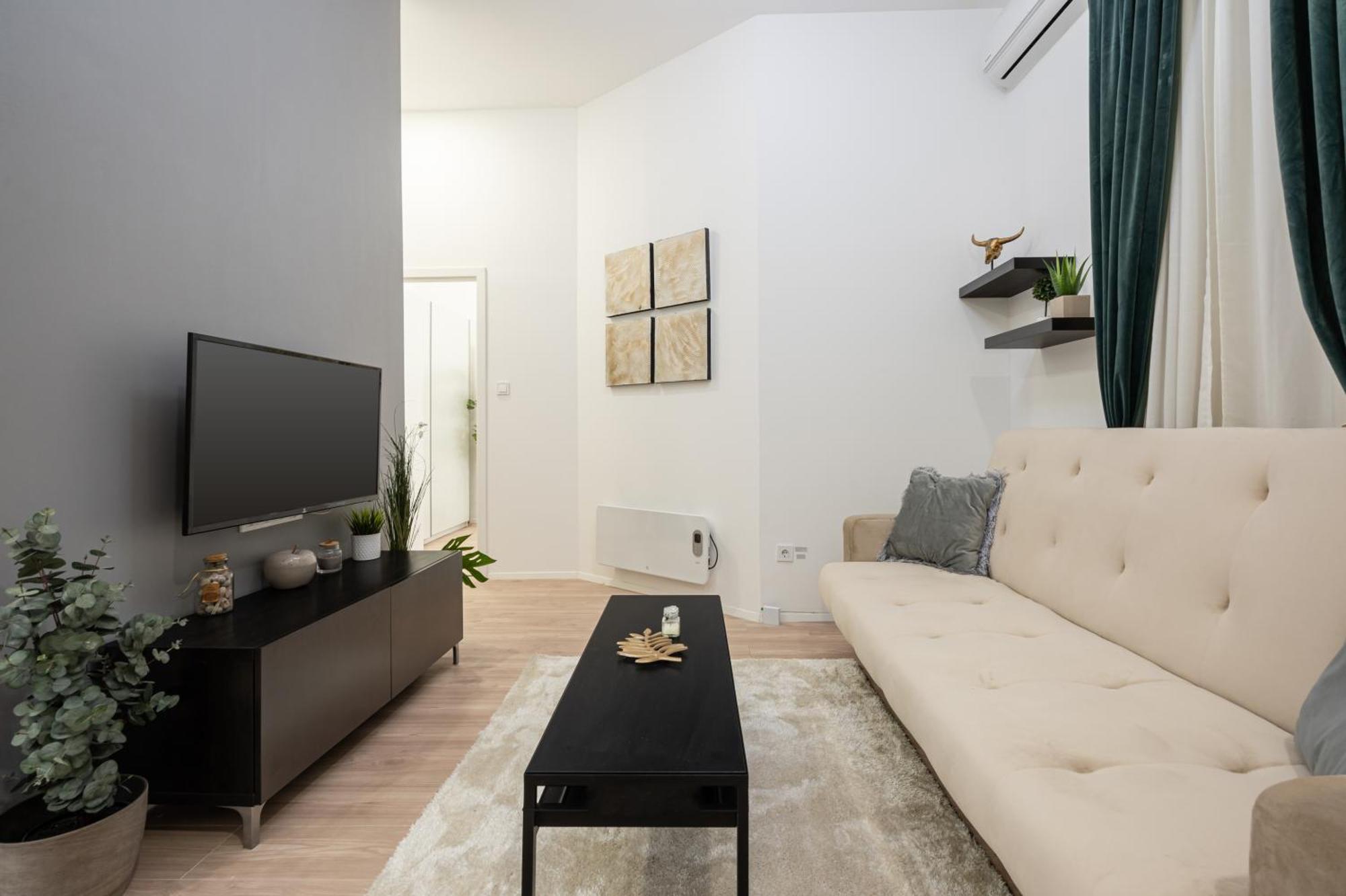 Kl31 - Urban Escape - Prime Location - Klauzal Square By Bqa Appartement Boedapest Buitenkant foto