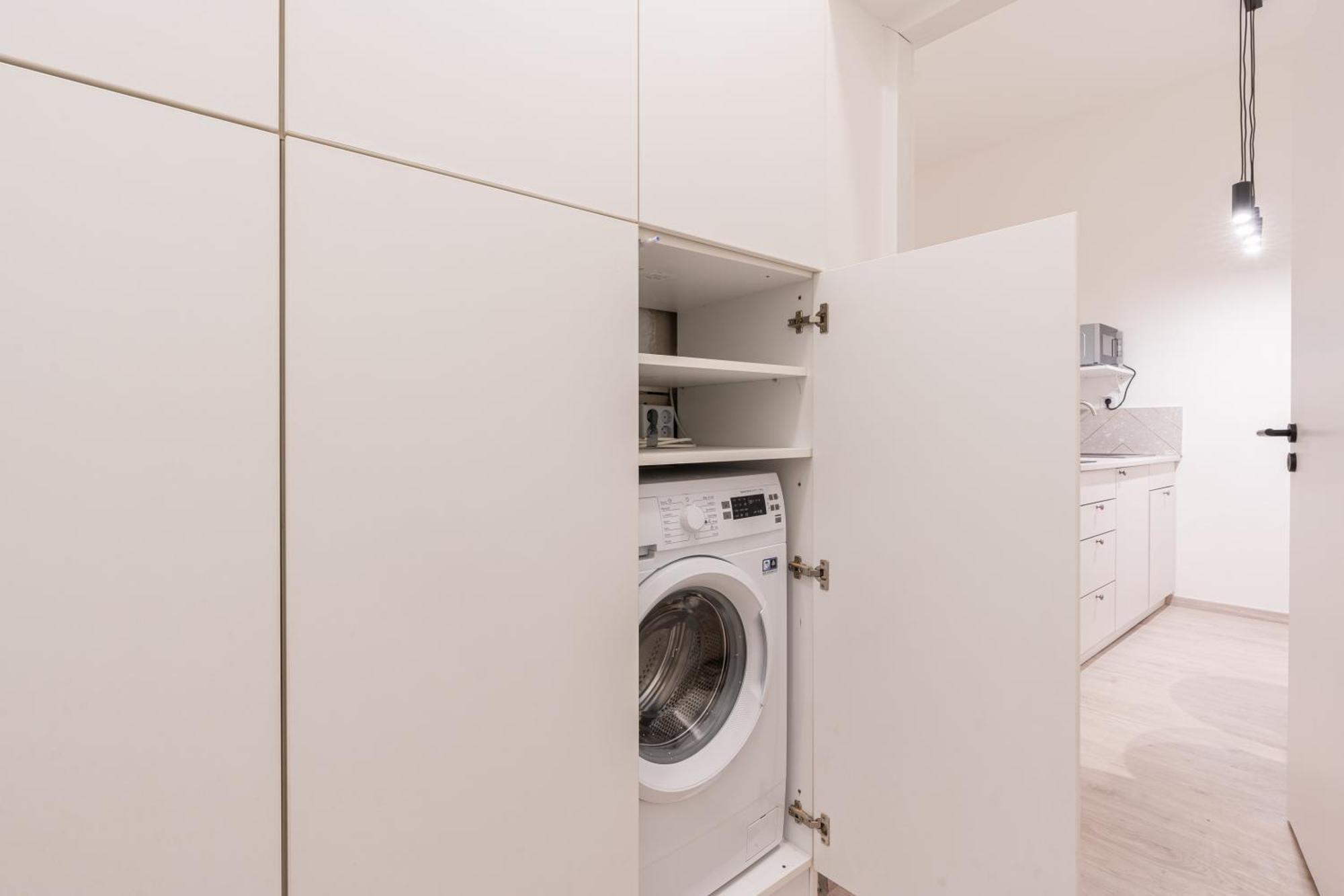 Kl31 - Urban Escape - Prime Location - Klauzal Square By Bqa Appartement Boedapest Buitenkant foto