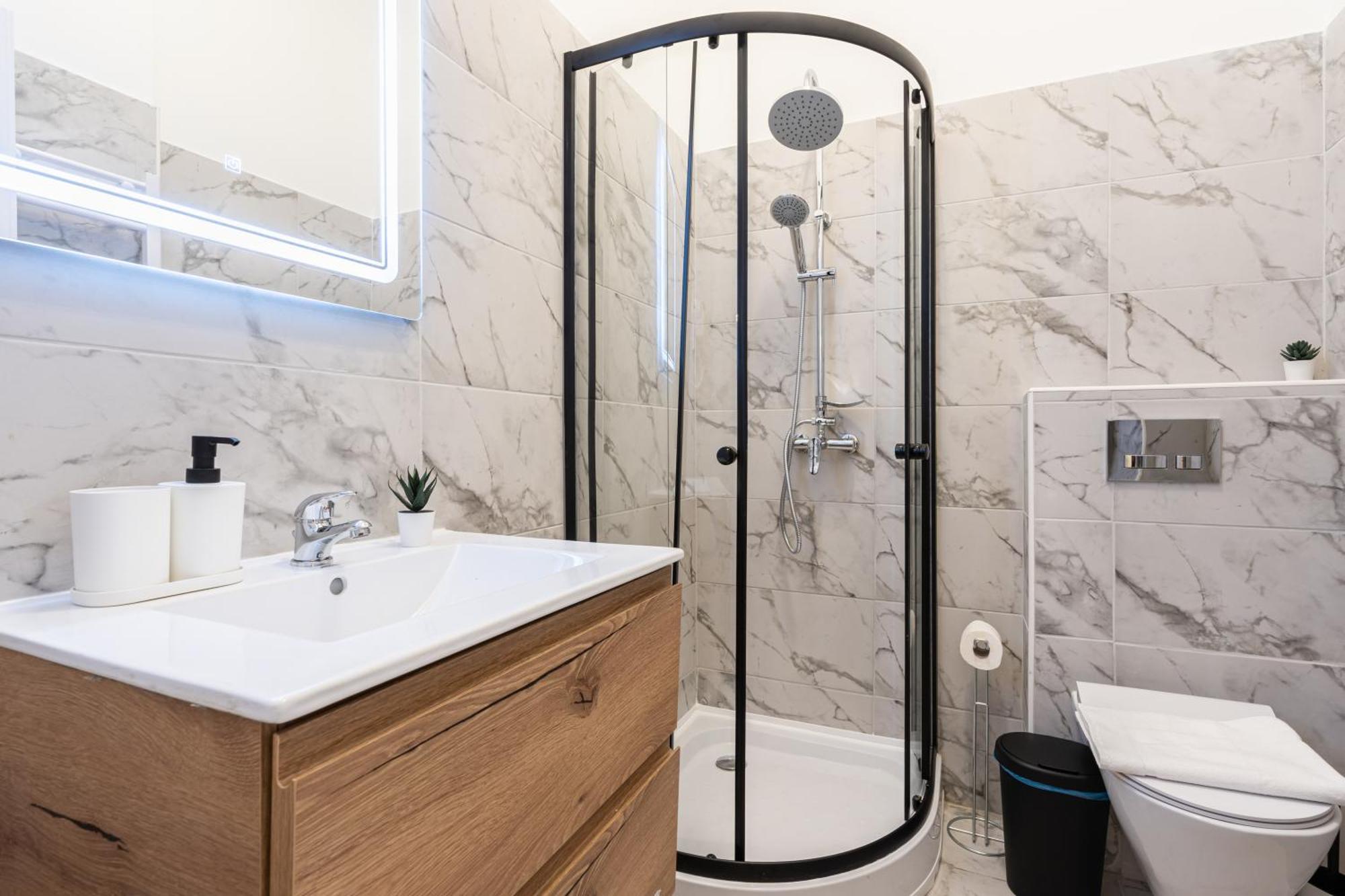 Kl31 - Urban Escape - Prime Location - Klauzal Square By Bqa Appartement Boedapest Buitenkant foto
